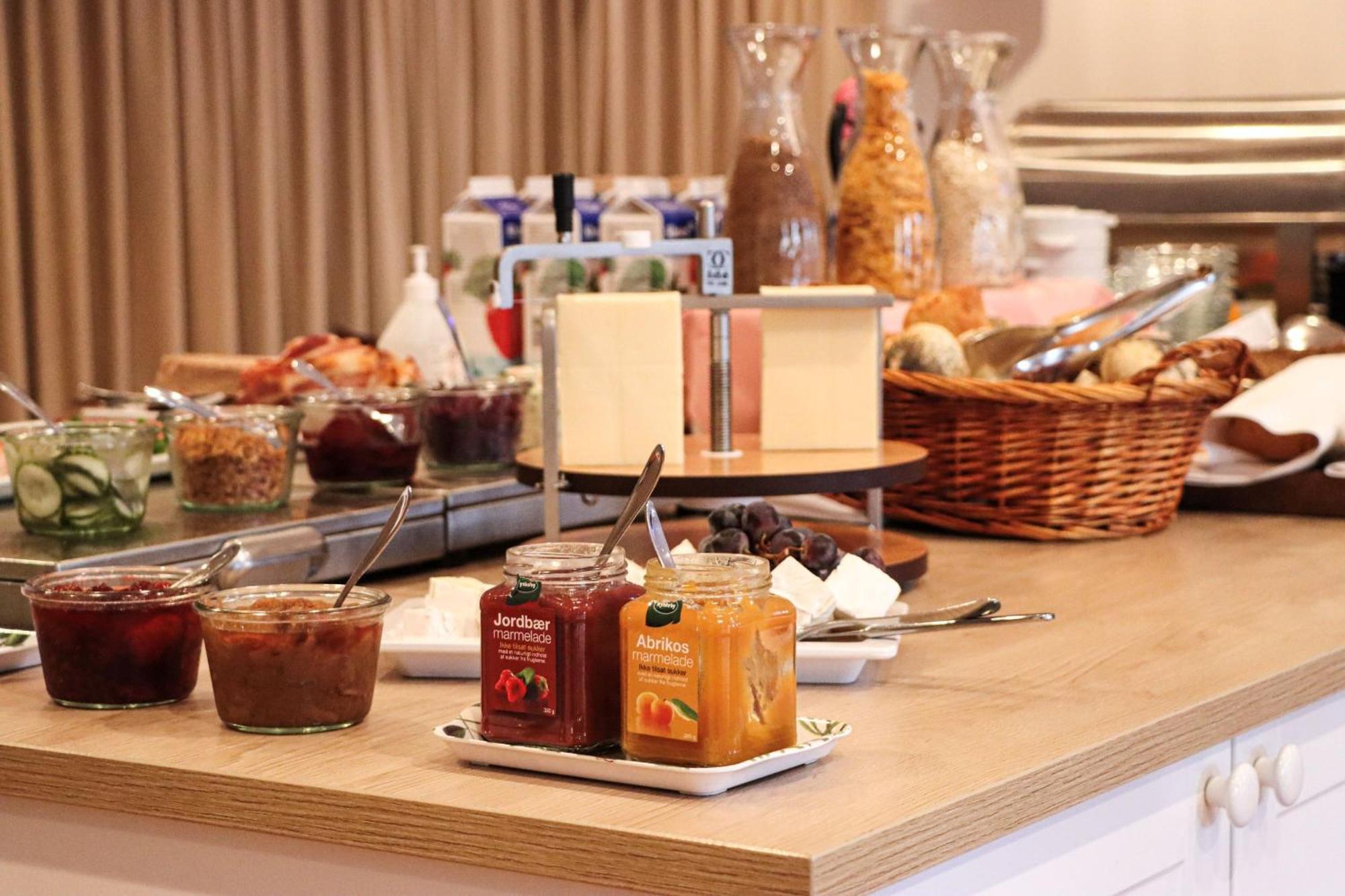 Aalbaek Badehotel Ngoại thất bức ảnh